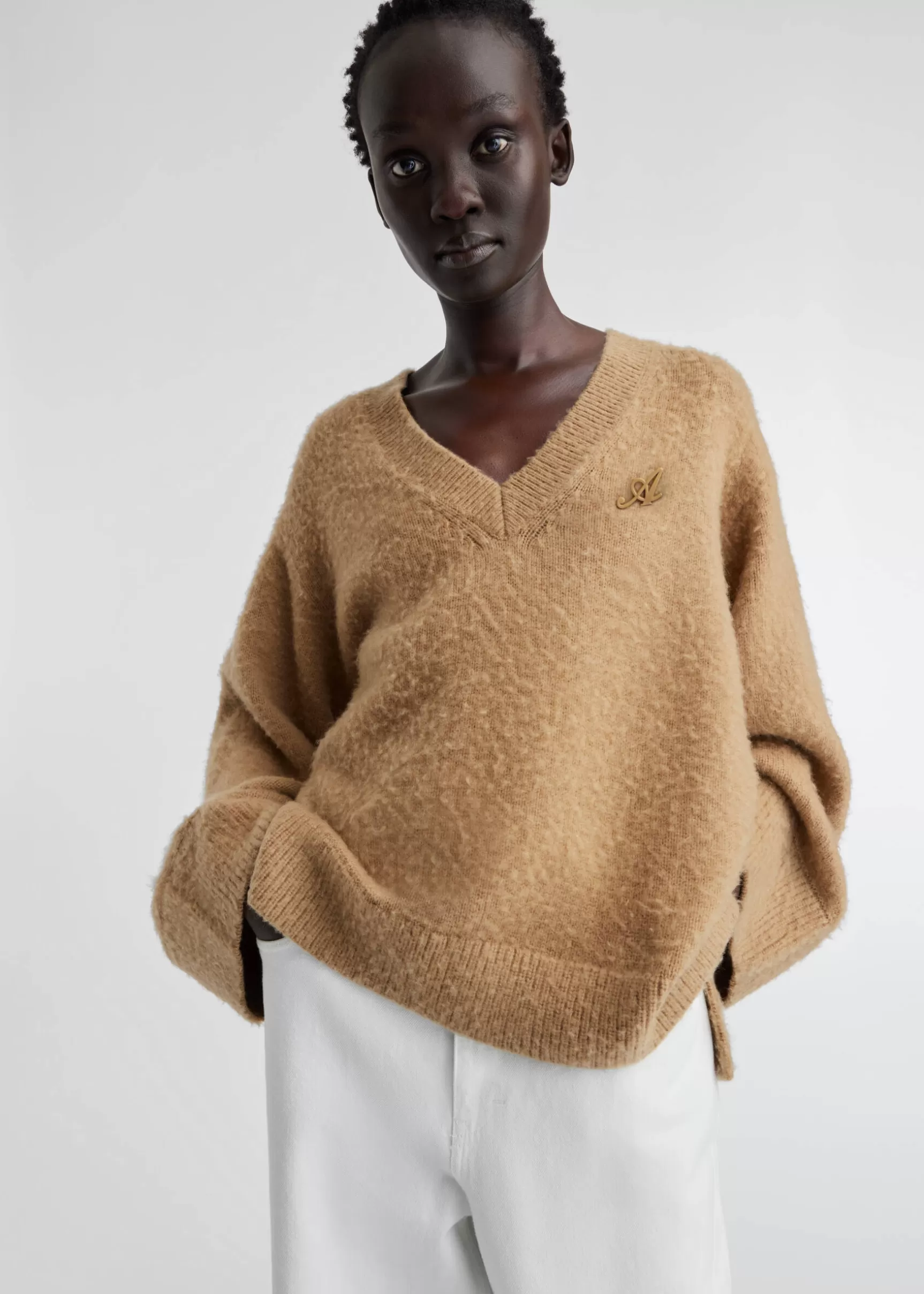 Rain V-neck Sweater | AXEL ARIGATO Outlet